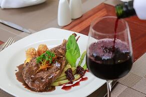 The Moon Residence & Spa