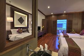 The Moon Residence & Spa