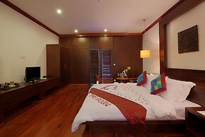 The Moon Residence & Spa