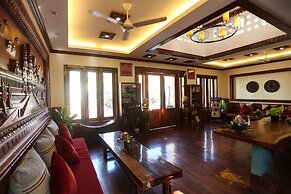 The Moon Residence & Spa