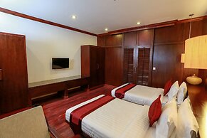 The Moon Residence & Spa