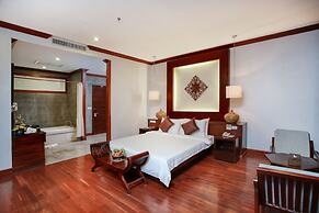 The Moon Residence & Spa