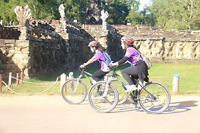 The Moon Residence & Spa