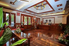 The Moon Residence & Spa