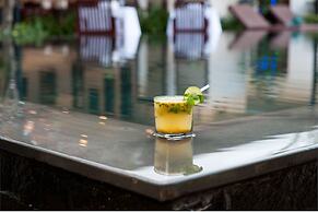 The Moon Residence & Spa