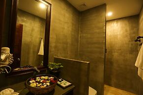 The Moon Residence & Spa