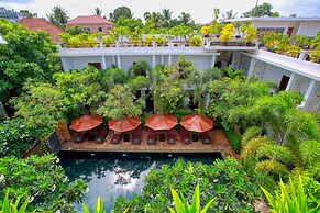 The Moon Residence & Spa