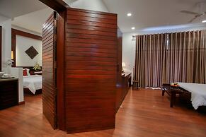 The Moon Residence & Spa