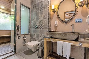 The Baga Beach Resort