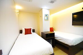 57 Myeongdong Hostel