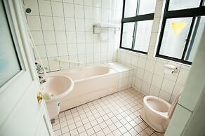 New May Flower Hotel