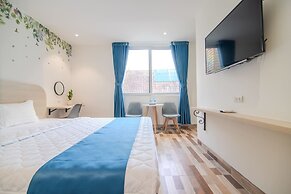 Bin Bin Hotel 6 Near SECC D7