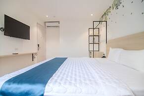 Bin Bin Hotel 6 Near SECC D7