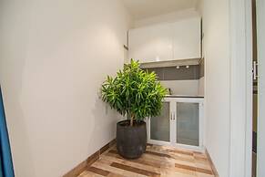 Bin Bin Hotel 6 Near SECC D7