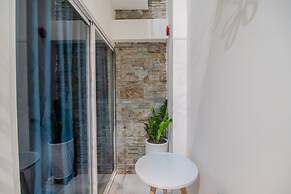 Bin Bin Hotel 6 Near SECC D7