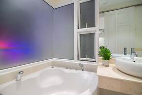 Bin Bin Hotel 6 Near SECC D7