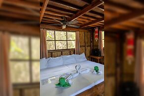 Sangat Island Dive Resort