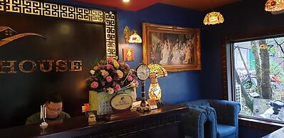 Sapa House Hotel Halal Certified