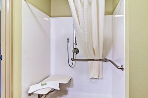 Cobblestone Inn & Suites - Ambridge