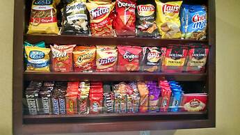 Cobblestone Inn & Suites - Ambridge