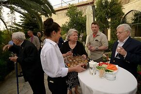 St. George’s Cathedral Pilgrim Guesthouse – Jerusalem