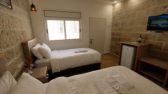 St. George’s Cathedral Pilgrim Guesthouse – Jerusalem