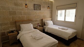 St. George’s Cathedral Pilgrim Guesthouse – Jerusalem