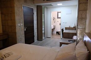 St. George’s Cathedral Pilgrim Guesthouse – Jerusalem