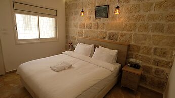 St. George’s Cathedral Pilgrim Guesthouse – Jerusalem