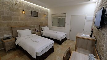 St. George’s Cathedral Pilgrim Guesthouse – Jerusalem