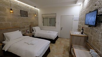 St. George’s Cathedral Pilgrim Guesthouse – Jerusalem