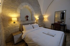 St. George’s Cathedral Pilgrim Guesthouse – Jerusalem