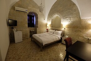 St. George’s Cathedral Pilgrim Guesthouse – Jerusalem