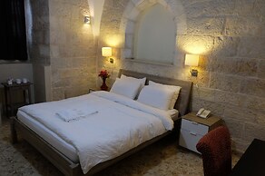 St. George’s Cathedral Pilgrim Guesthouse – Jerusalem