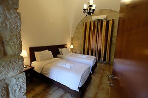 St. George’s Cathedral Pilgrim Guesthouse – Jerusalem