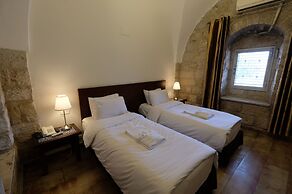 St. George’s Cathedral Pilgrim Guesthouse – Jerusalem