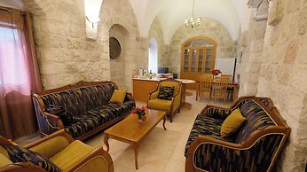 St. George’s Cathedral Pilgrim Guesthouse – Jerusalem