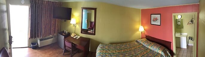 Super 7 Inn