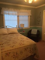 Elevate Rooms Harmony House B&B