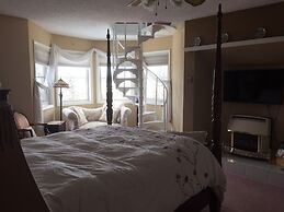 Elevate Rooms Harmony House B&B