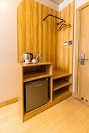 Madison 101 Hotel & Tower