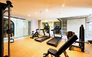 Madison 101 Hotel & Tower