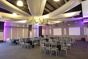 Madison 101 Hotel & Tower