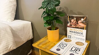 Madison 101 Hotel & Tower