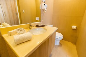 Madison 101 Hotel & Tower