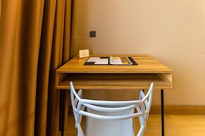 Madison 101 Hotel & Tower