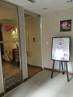 Bluesky Serviced Apartment Airport Plaza