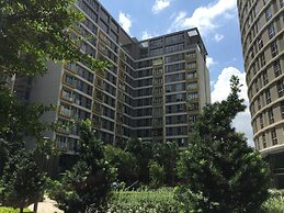 Bluesky Serviced Apartment Airport Plaza