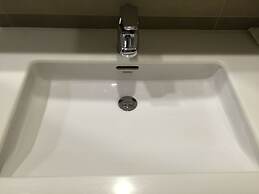 Bluesky Serviced Apartment Airport Plaza