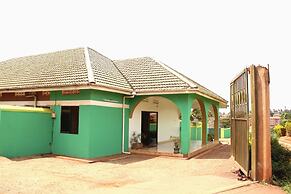 Kiwatule Cottages